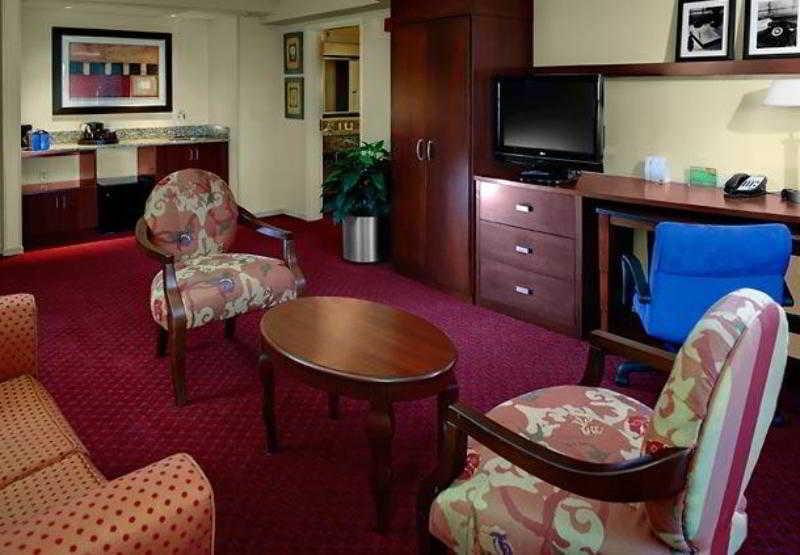 Courtyard By Marriott Fayetteville Rum bild
